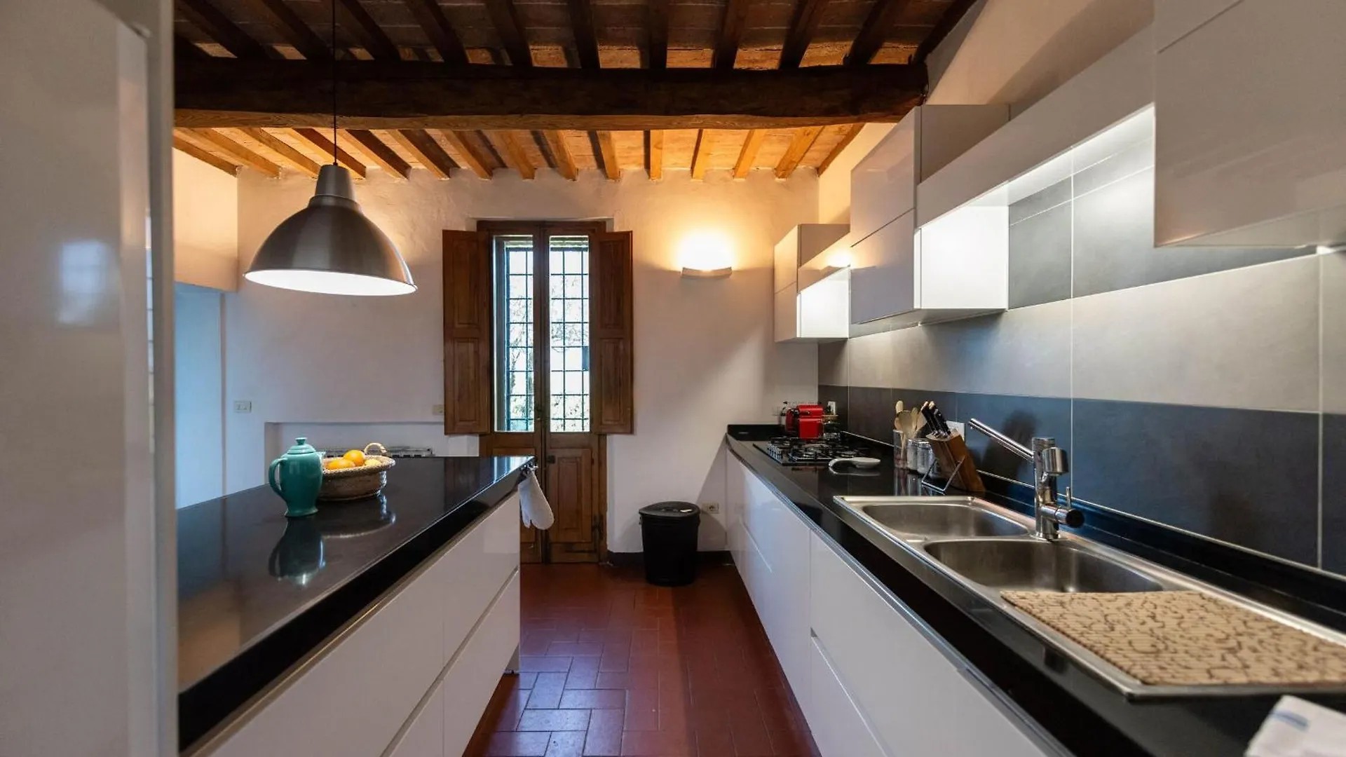 Country House In Tuscan Hills Siena