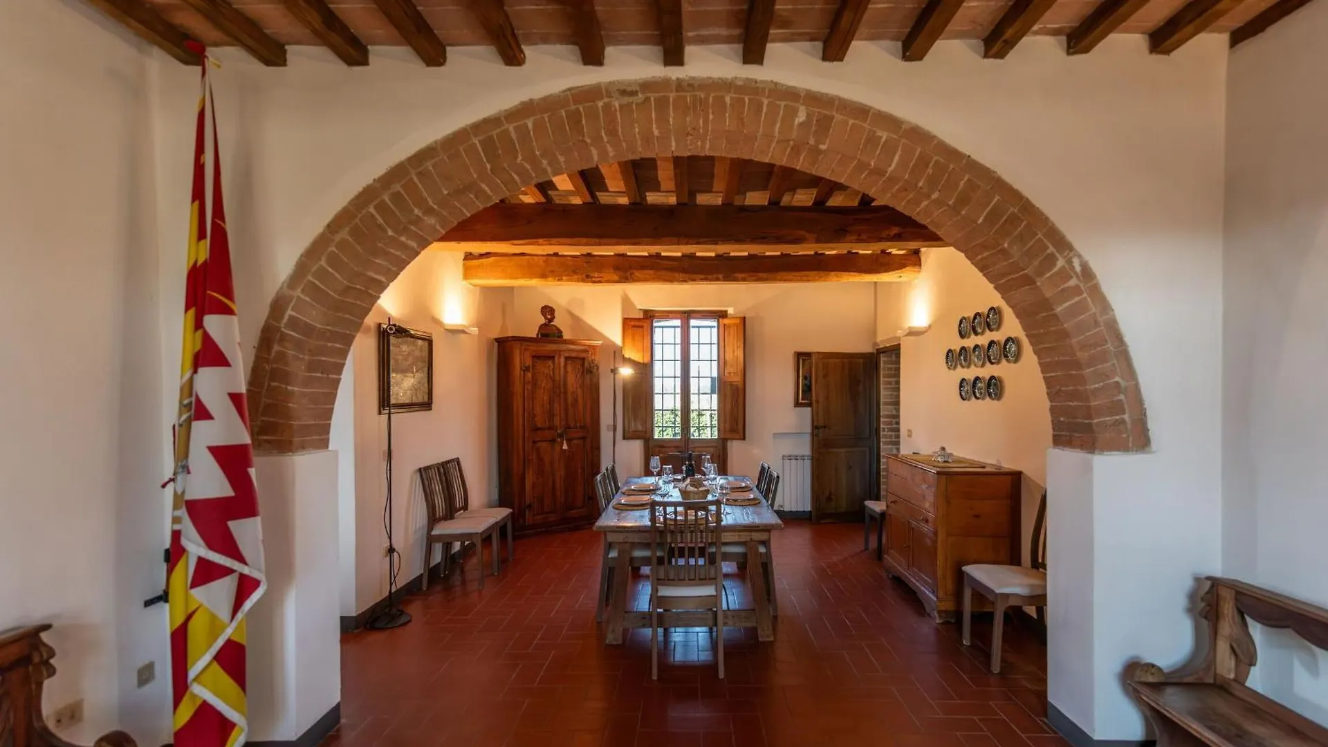 Country House In Tuscan Hills Siena