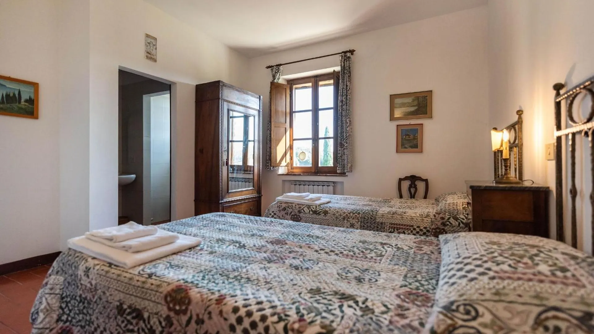 Country House In Tuscan Hills Siena Villa