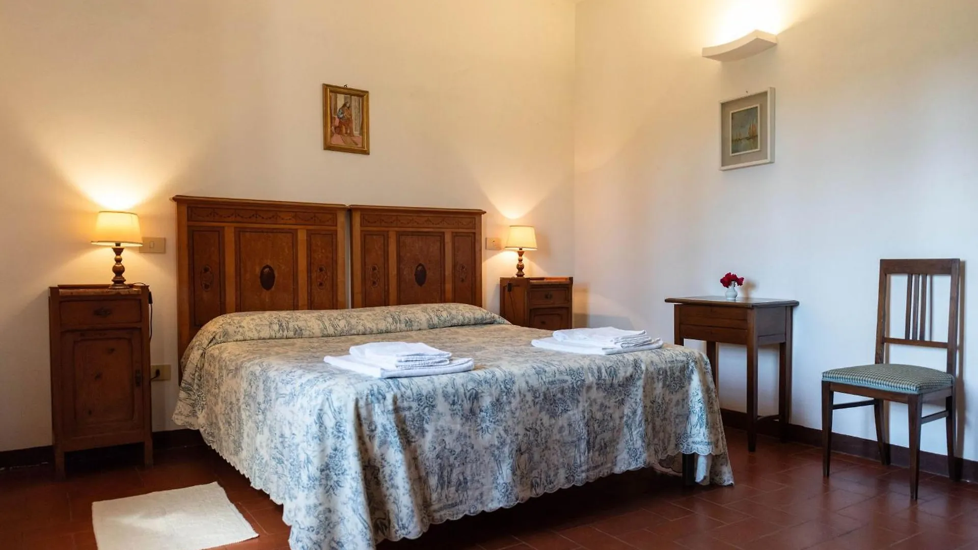 Villa Country House In Tuscan Hills Siena Italy