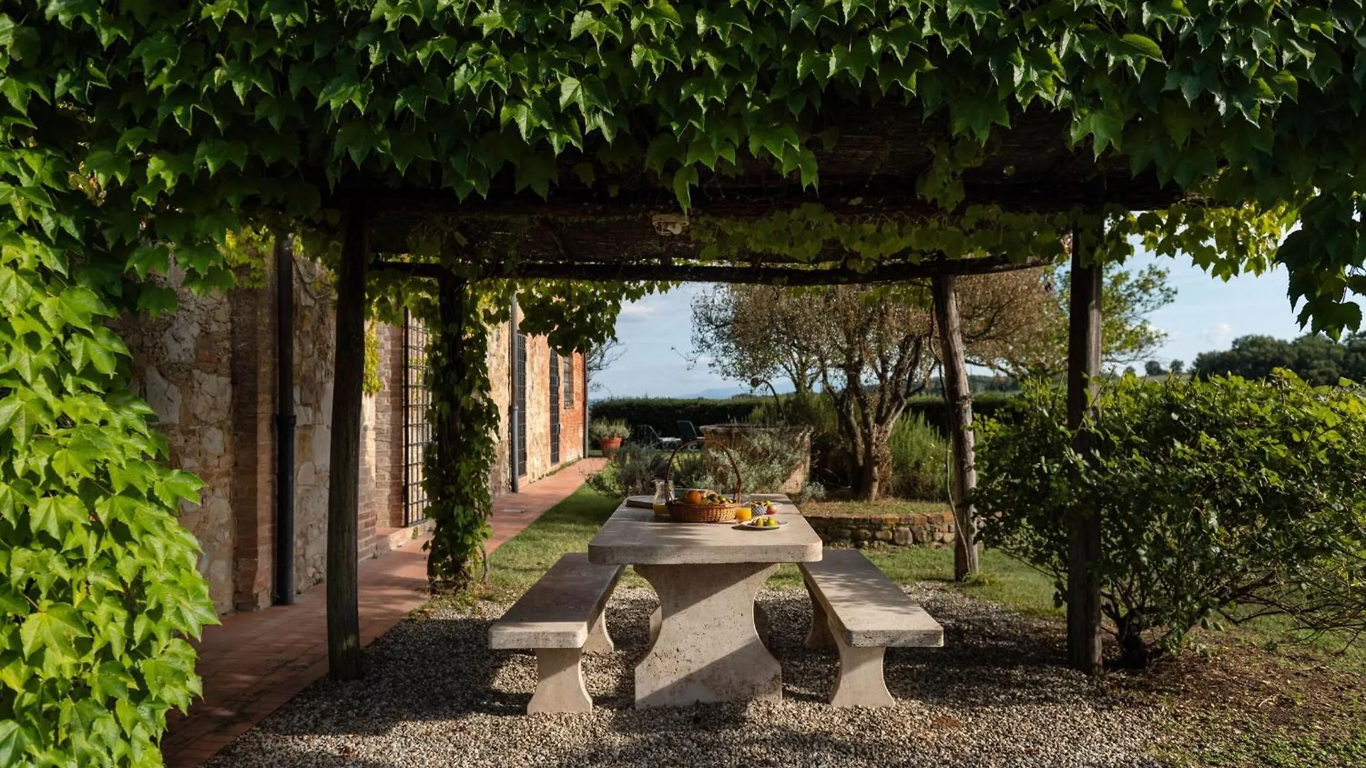 Country House In Tuscan Hills Siena Italy
