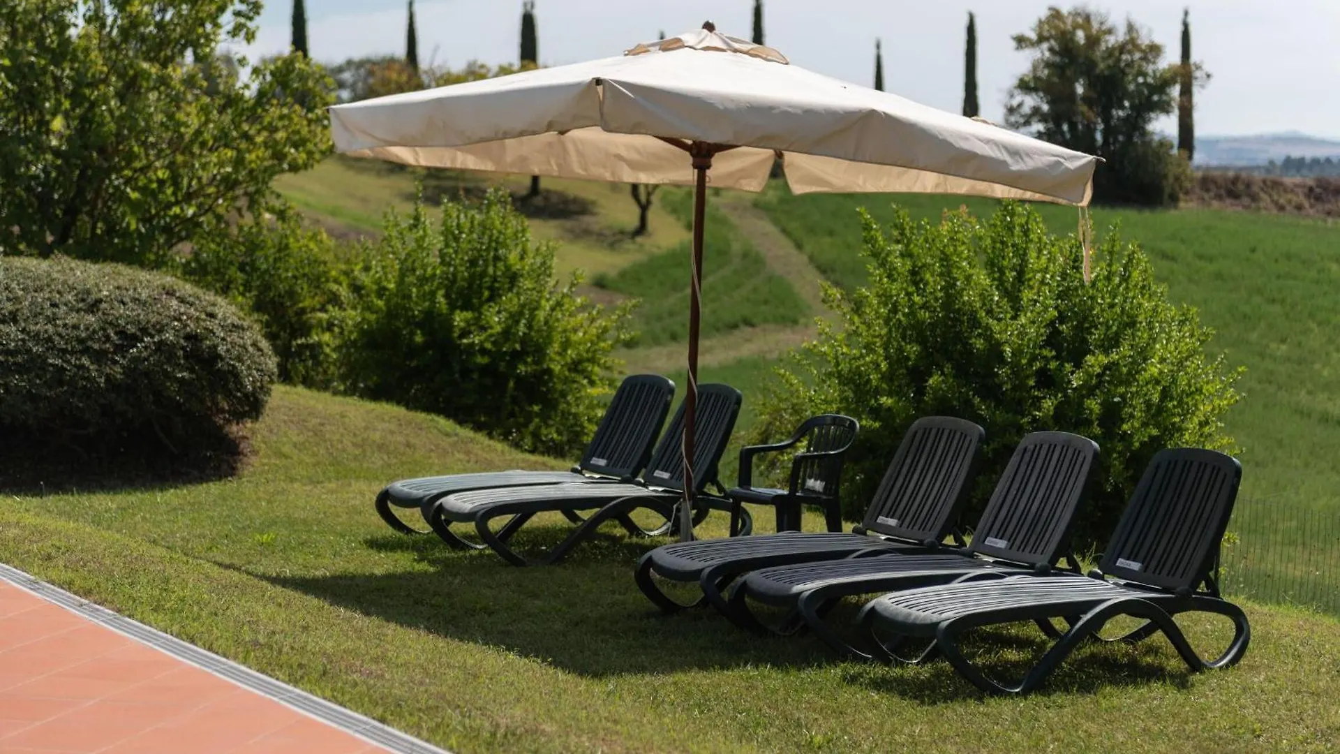 Country House In Tuscan Hills Siena Villa