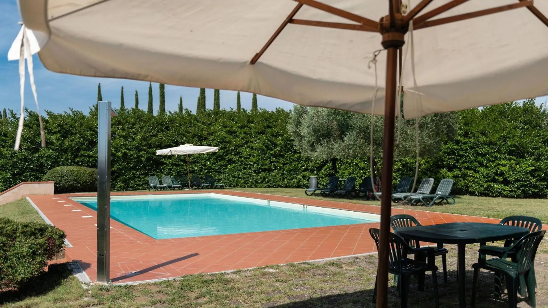 Country House In Tuscan Hills Siena